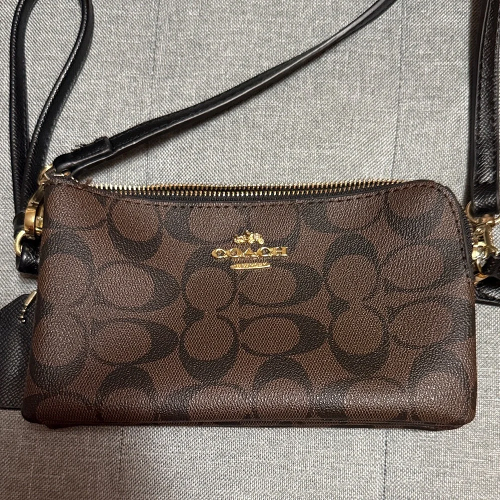 Coach Brown Signature Crossbody Wristlet with Black Strap - Picture 2 of 6